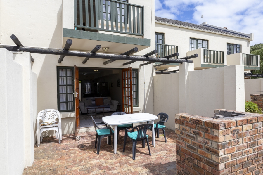 2 Bedroom Property for Sale in West Beach Eastern Cape